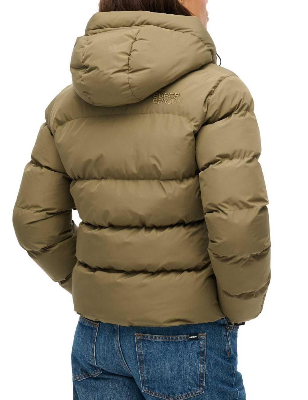 Plumas Superdry Sports impermeable verde caqui para mujer