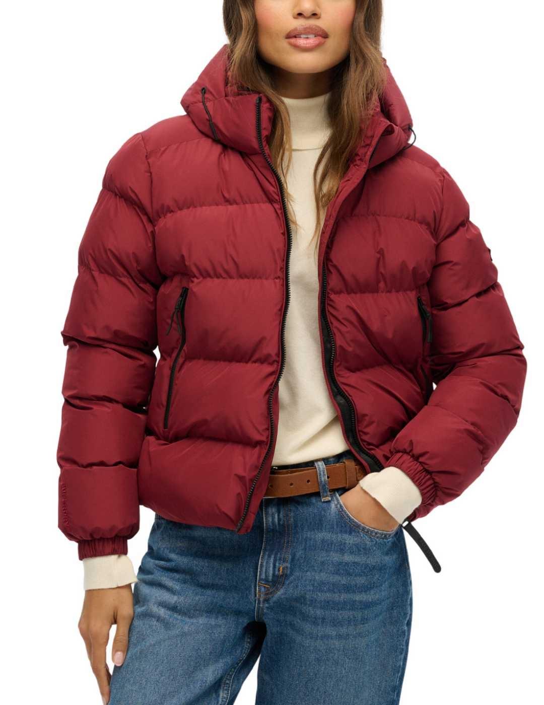 Plumas Superdry Sports impermeable rojo para mujer