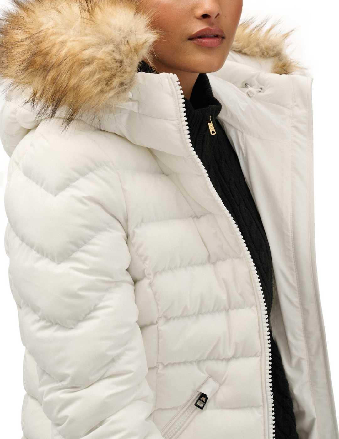 Plumas Superdry Fuji acolchado impermeable blanco mujer