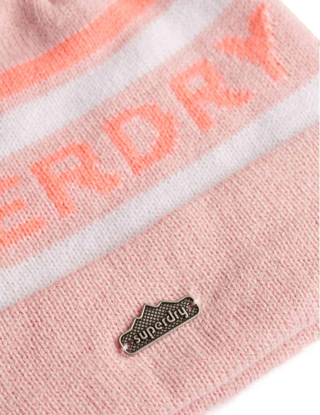 Gorro Superdry con dobladillo logotipo rosa para mujer