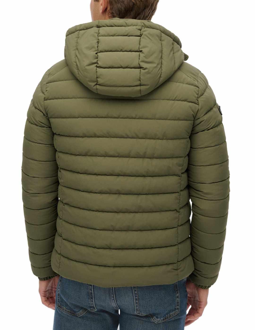 Cazadora Superdry Fuji verde acolchada con capucha de hombre