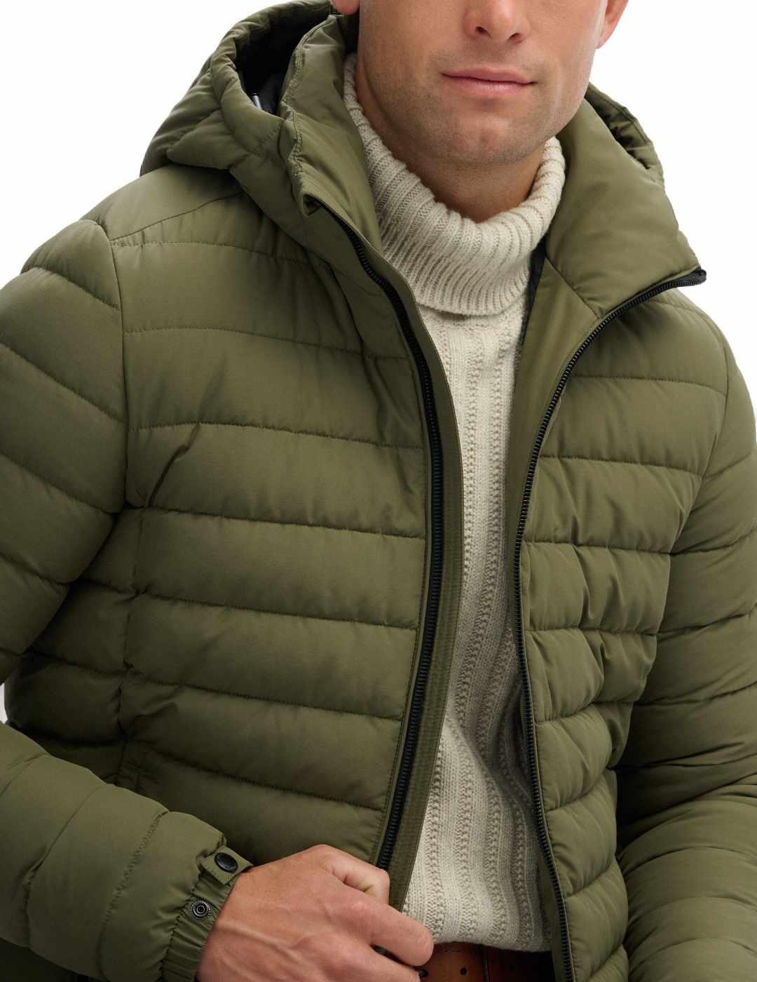 Cazadora Superdry Fuji verde acolchada con capucha de hombre