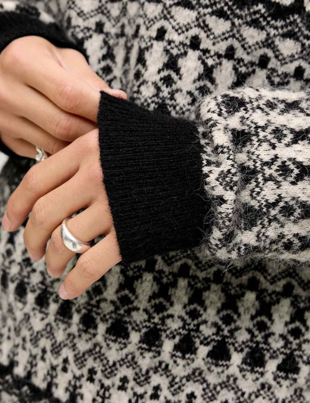 Jersey Jack&Jones Blumax punto blanco y negro de hombre