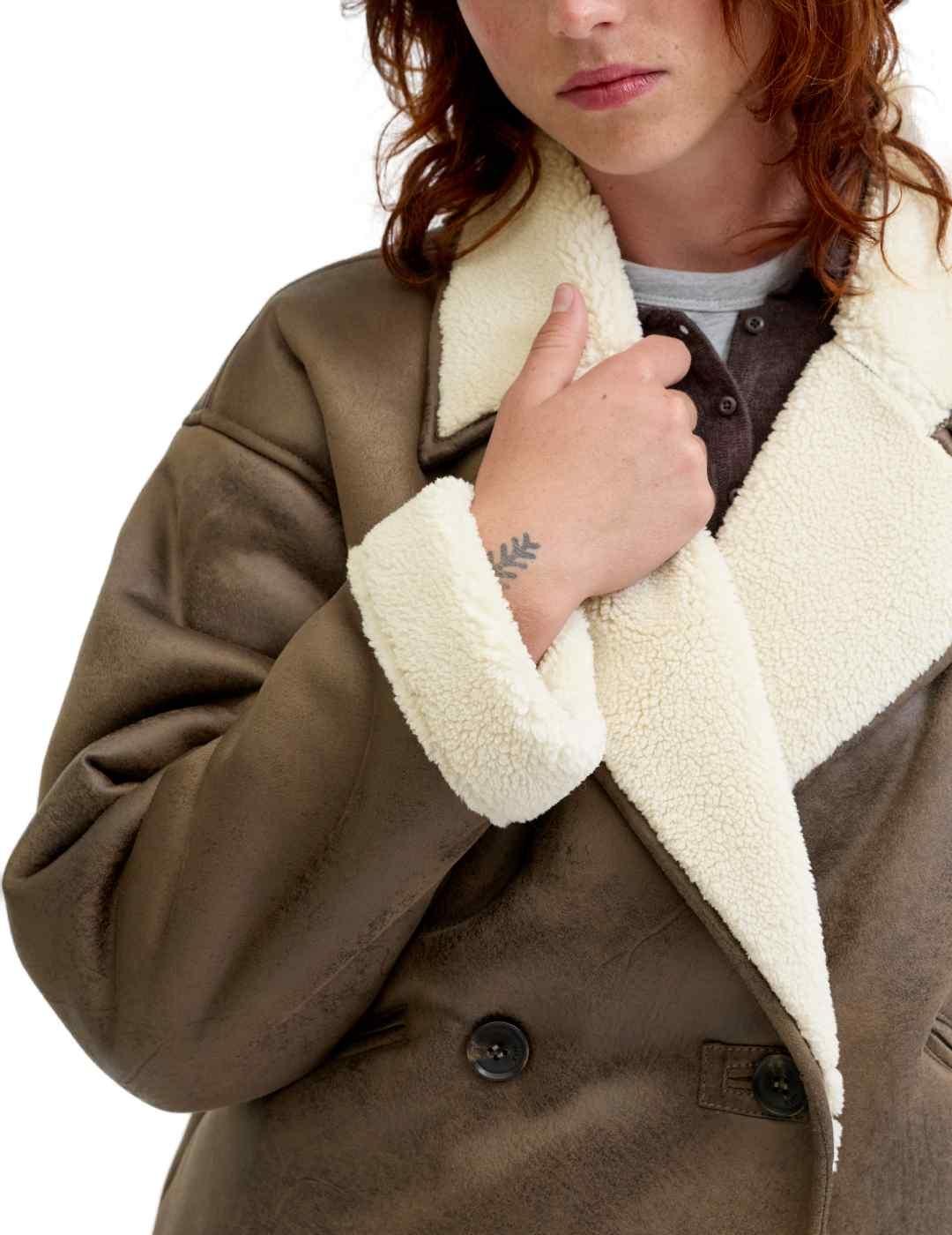 Abrigo JJXX Noelle marrón borreguito holgado para mujer