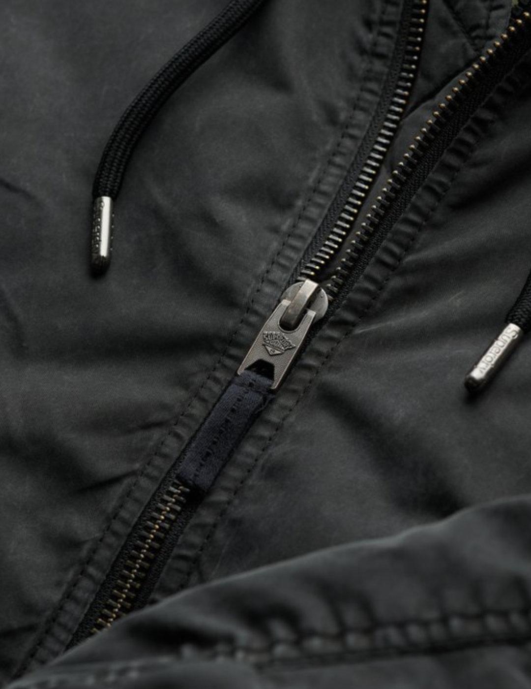 Bomber Superdry militar gris capucha acolchada para hombre