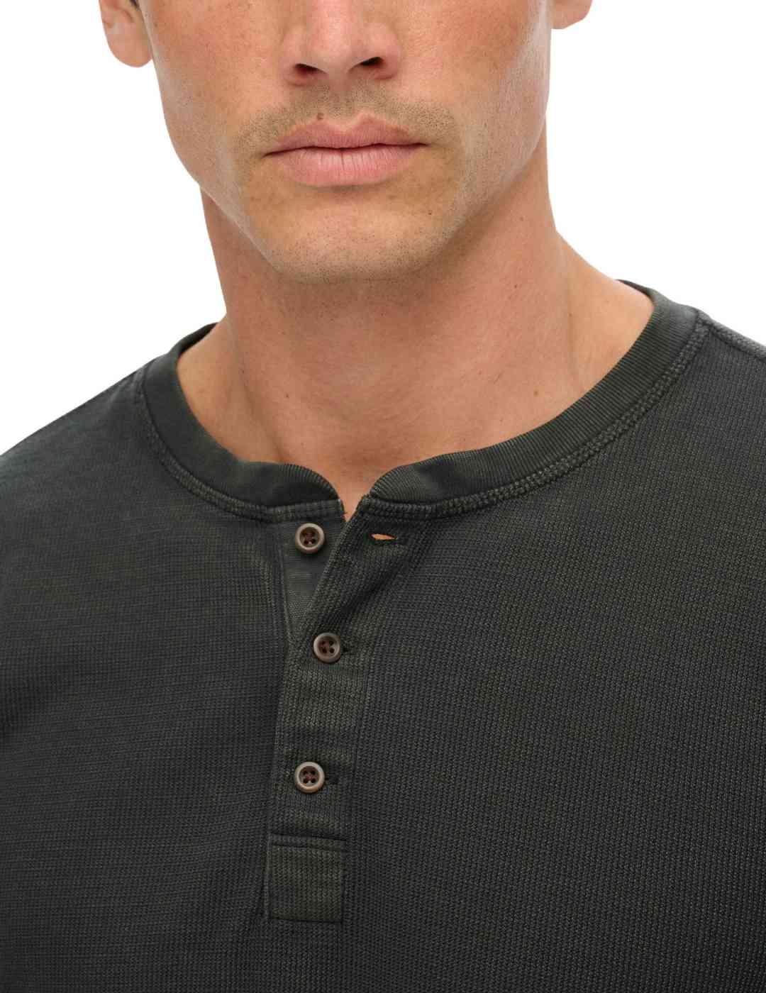 Jersey Superdry negro cuello henley abotonado para hombre