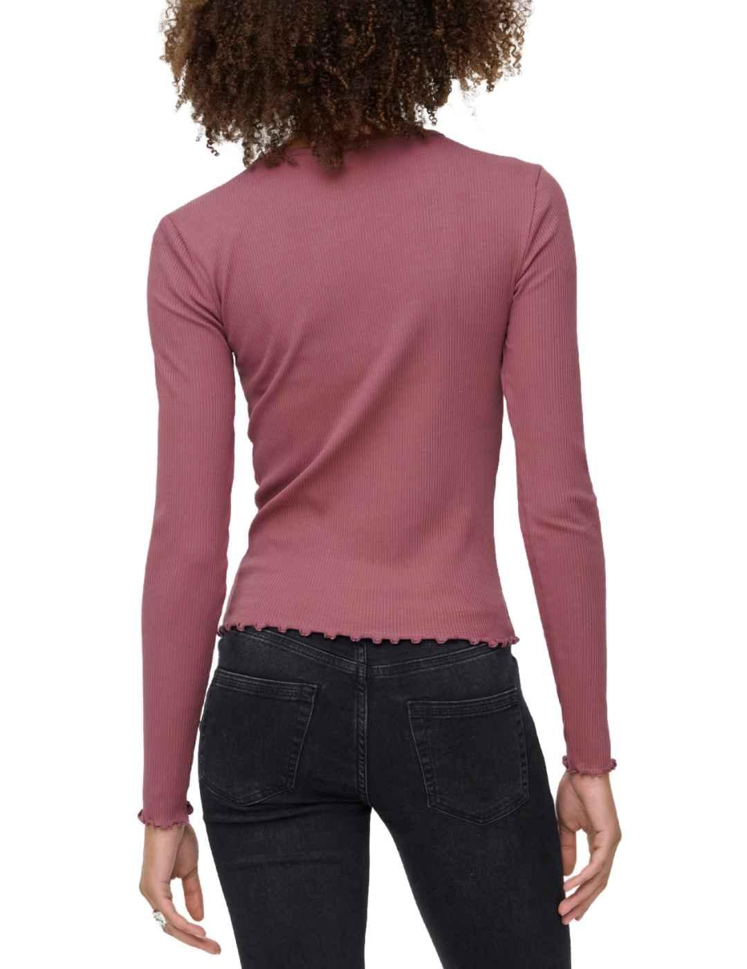 Camiseta Only Lina rosa canalé manga larga de mujer