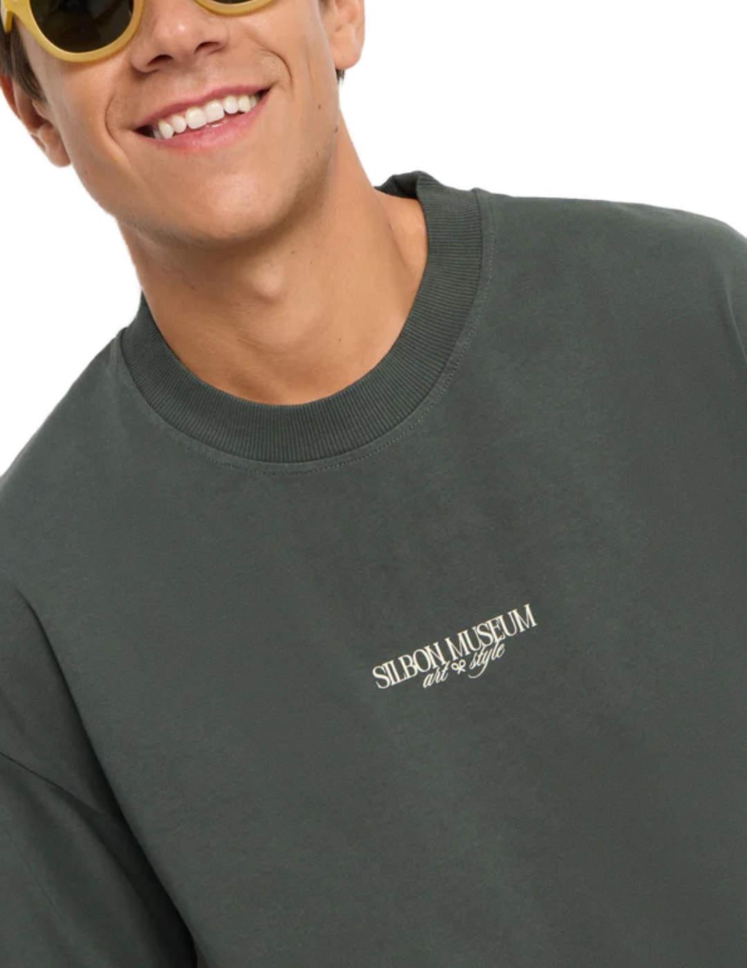 Camiseta Silbon relaxed fit oversize museum verde hombre