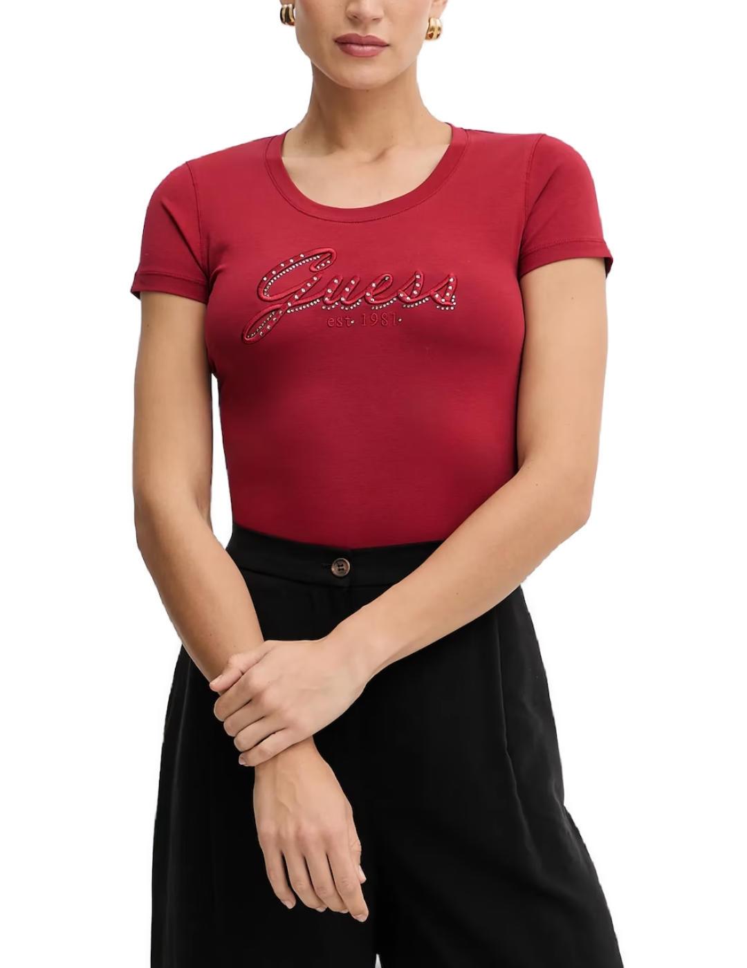 Camiseta Guess Embro roja bordado manga corta para mujer