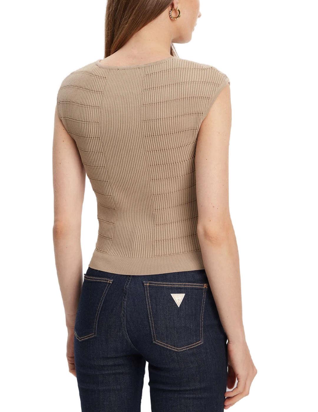 Camiseta Guess Evangeline tostado manga corta para mujer