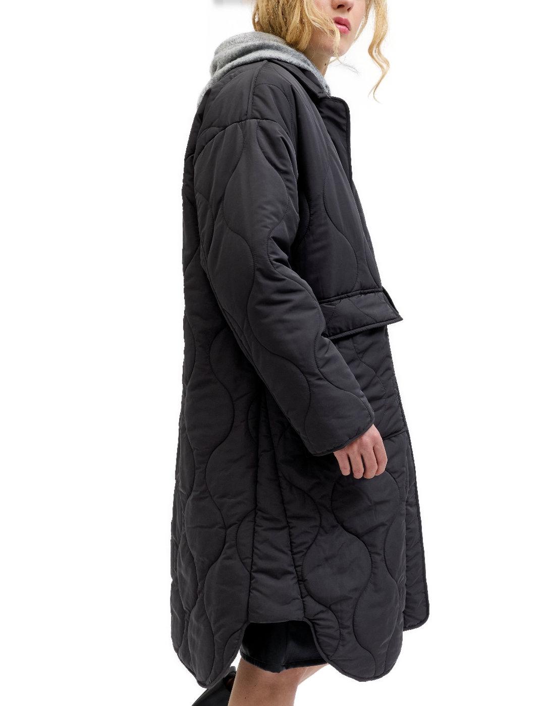 Abrigo JJXX Serena negro largo acolchado para mujer