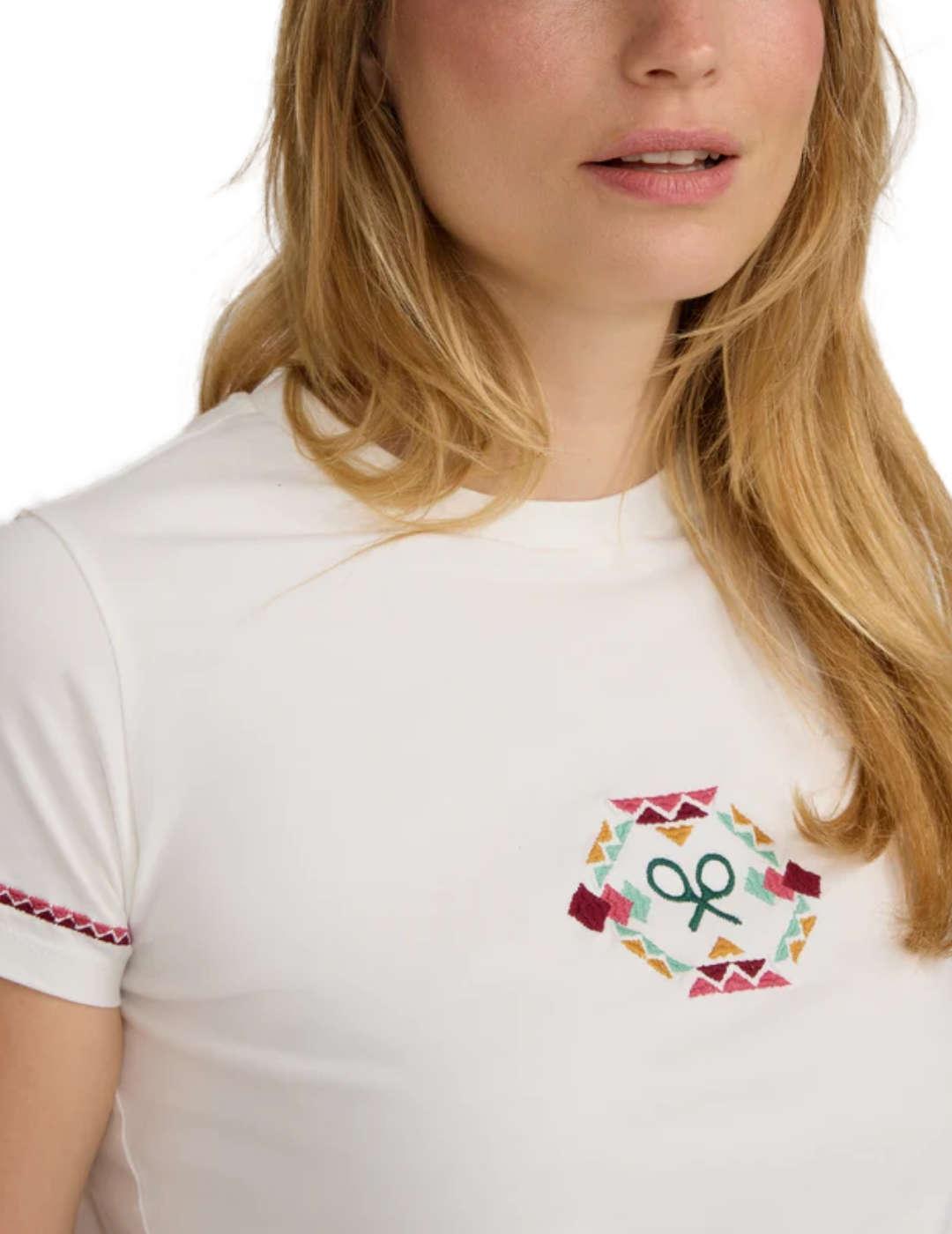 Camiseta Silbon bordado étnico blanca manga corta de mujer