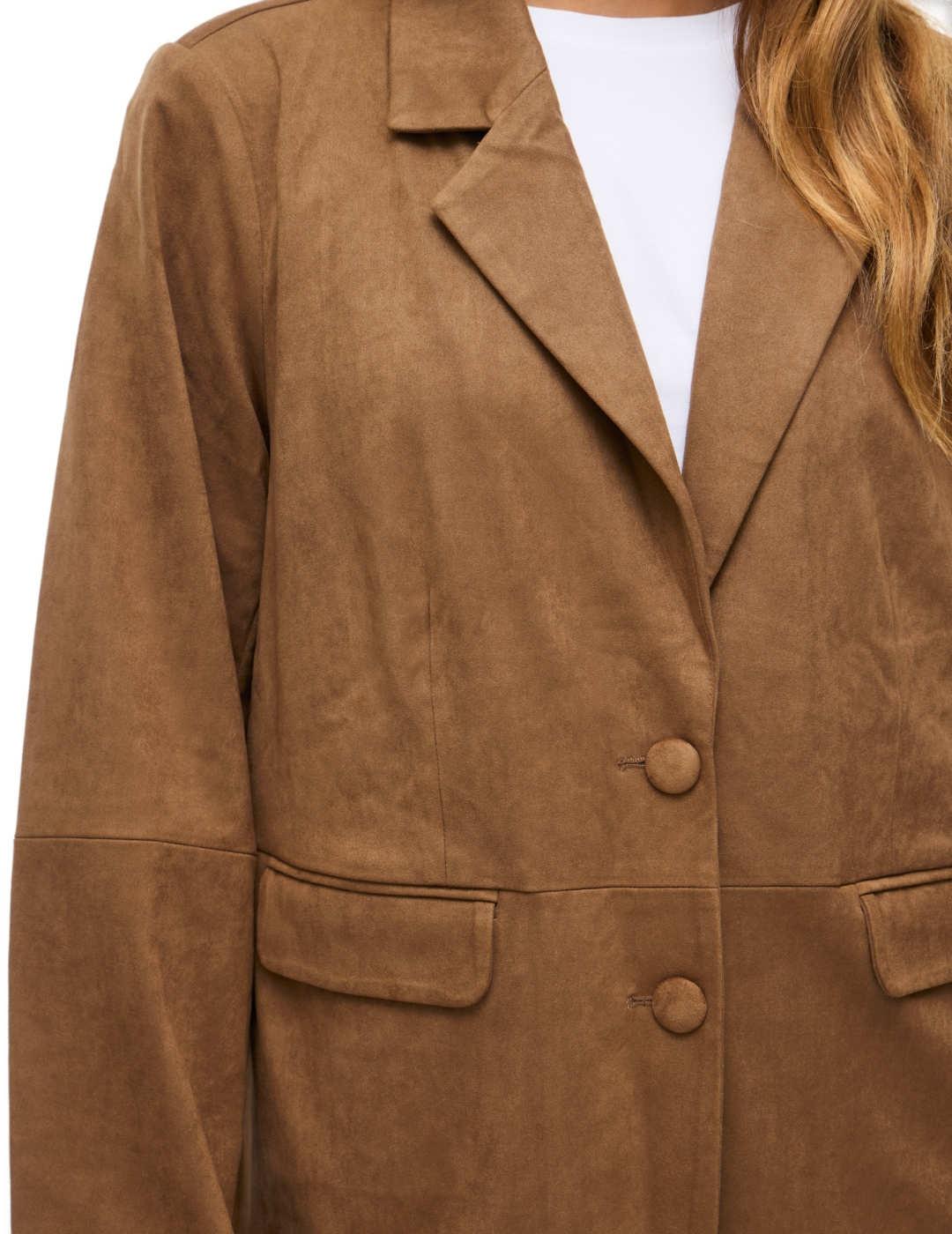 Blazer Vila Hena ante camel manga larga para mujer