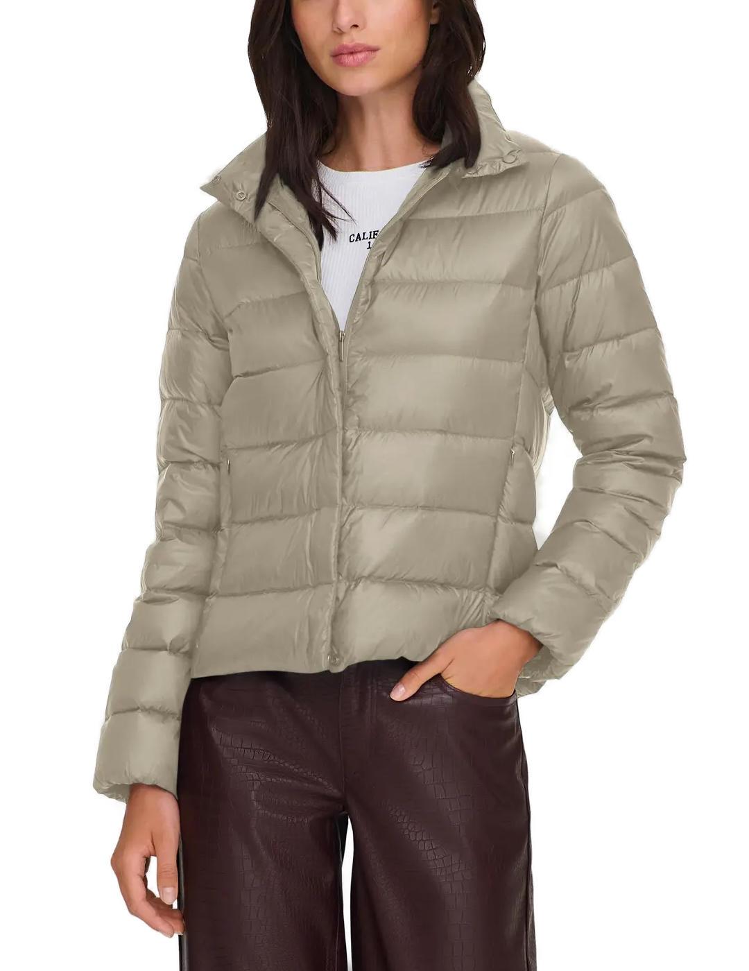 Chaqueta Only Ruby beige acolchado cierre cremallera mujer