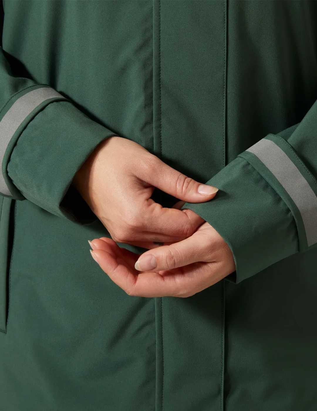 Chaqueta Helly Hansen Victoria verde aislante para mujer