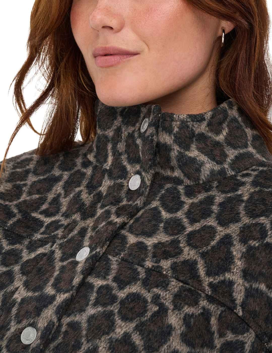 Chaqueta Only Emilia marrón estampado print leopardo mujer